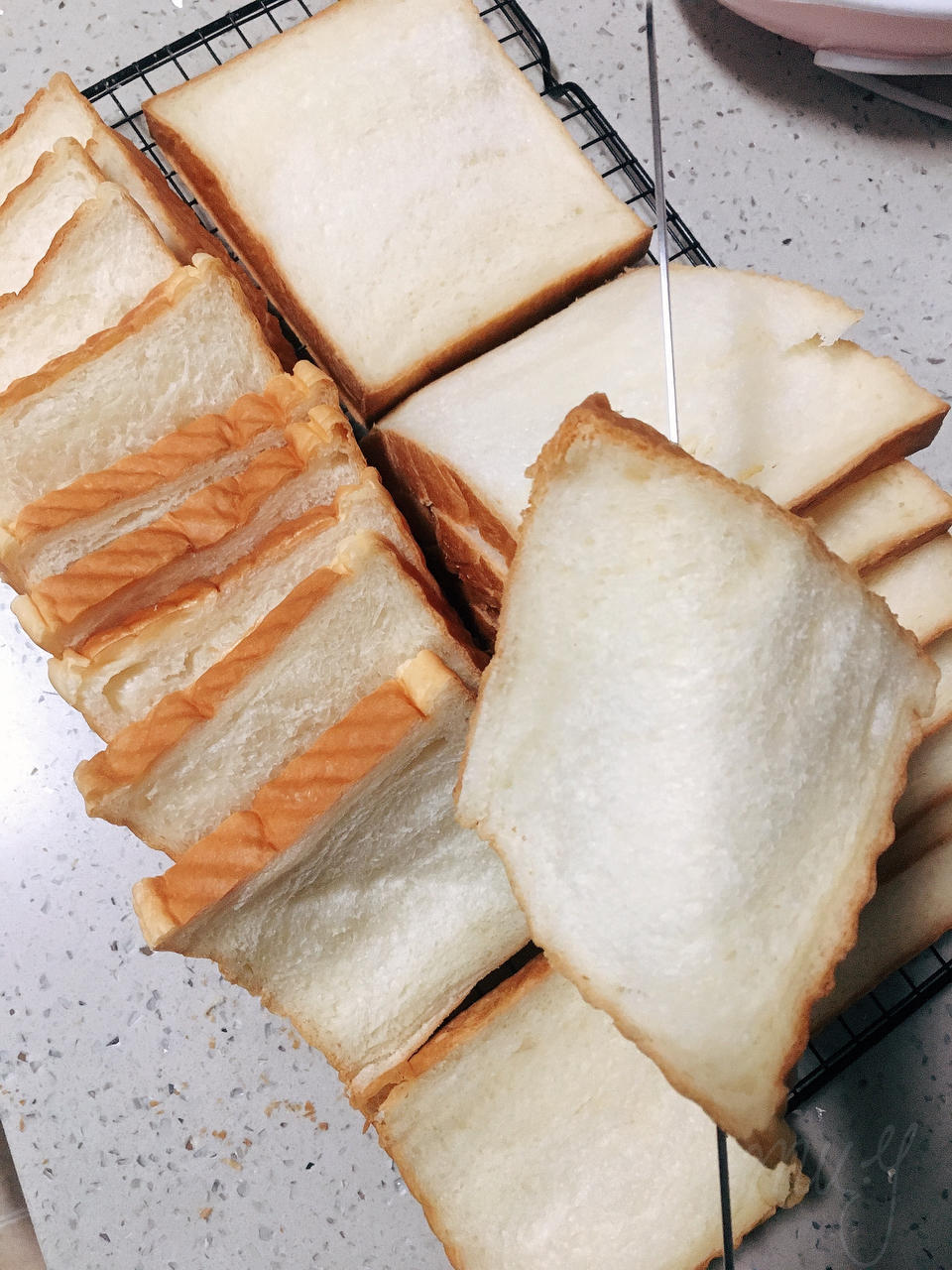 好吃到犯规的网红「生吐司」