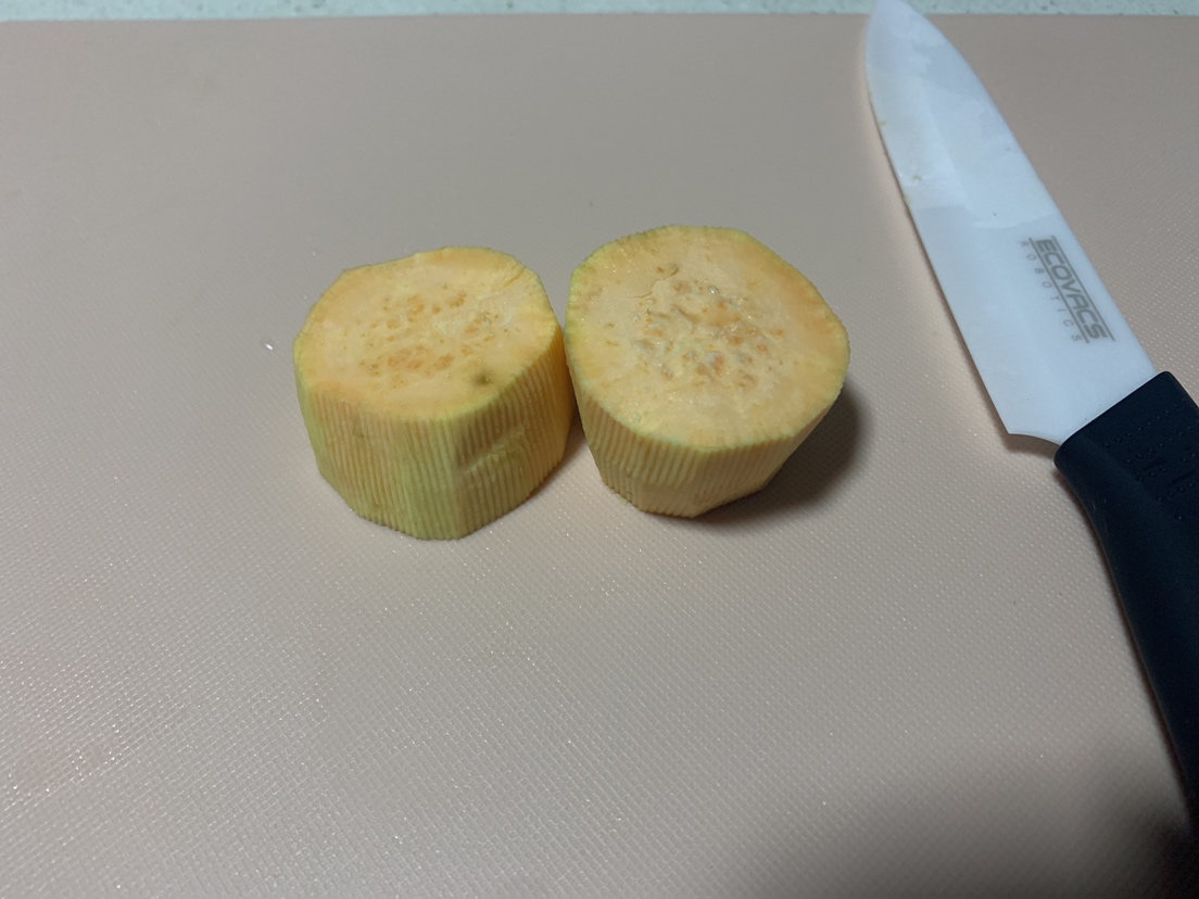 ［书食集］10M辅食之奶香红薯苹果泥的做法 步骤1