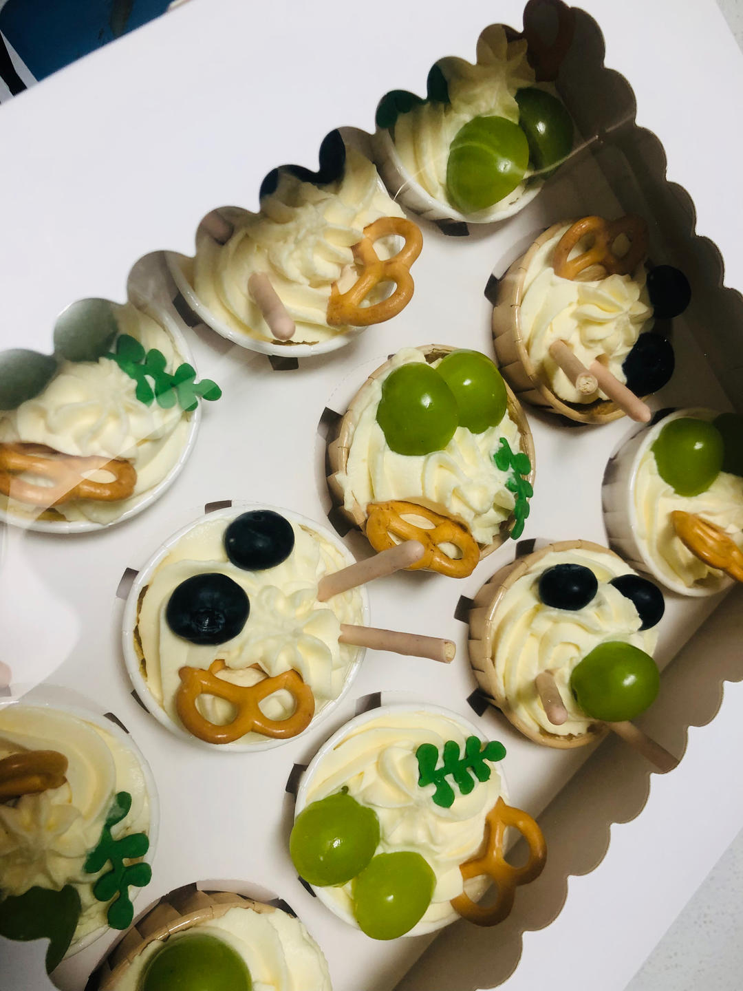 不塌陷不开裂不缩腰杯子蛋糕分享