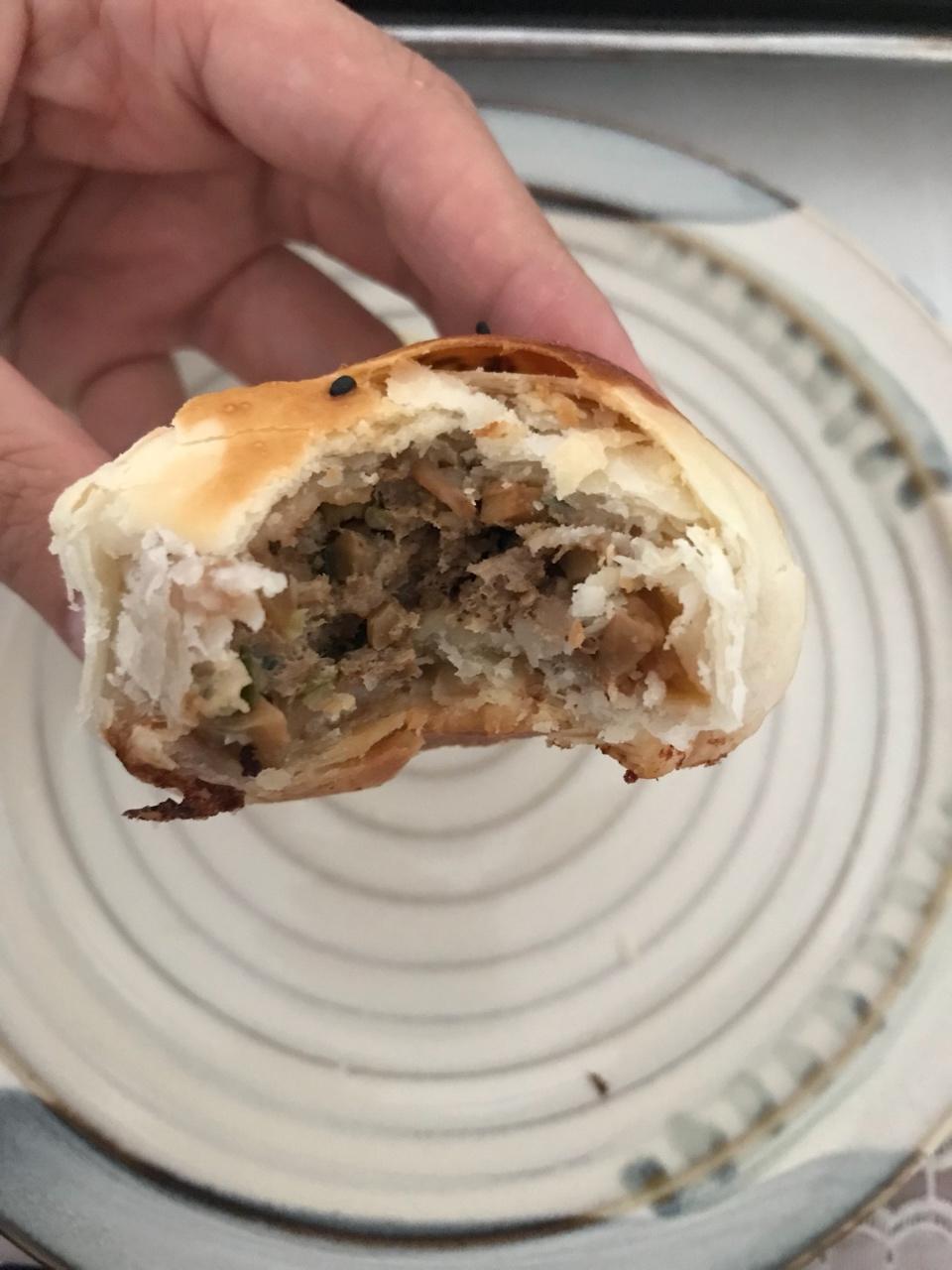 泳式鲜肉榨菜月饼
