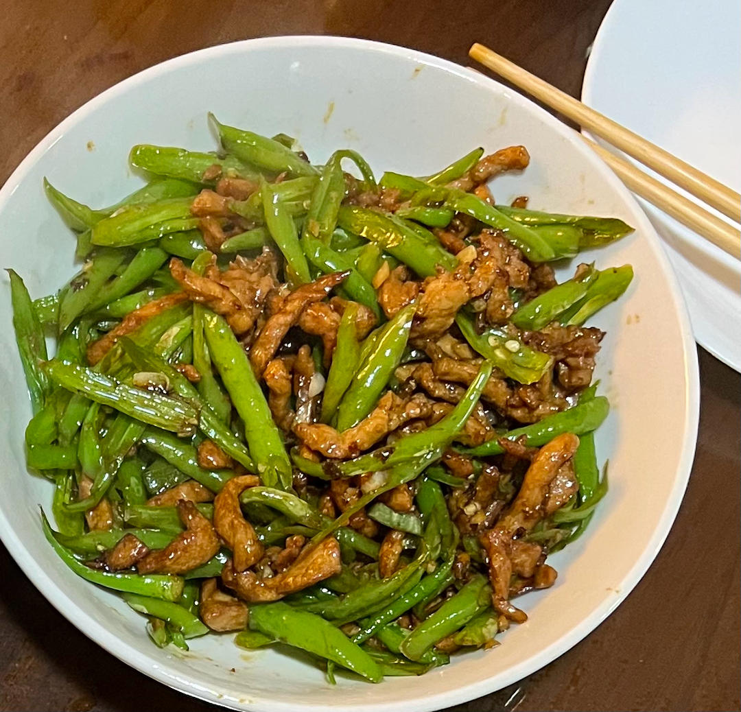 ‼️好吃到舔盘的青椒肉丝盖浇饭