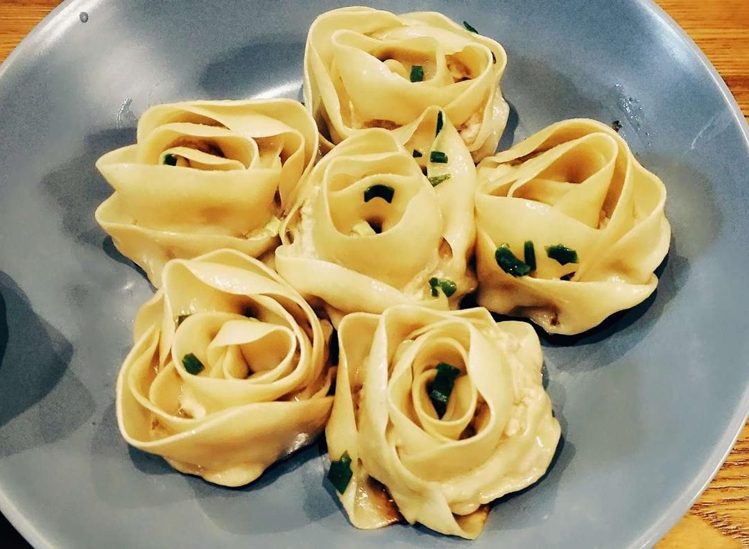 玫瑰花饺子