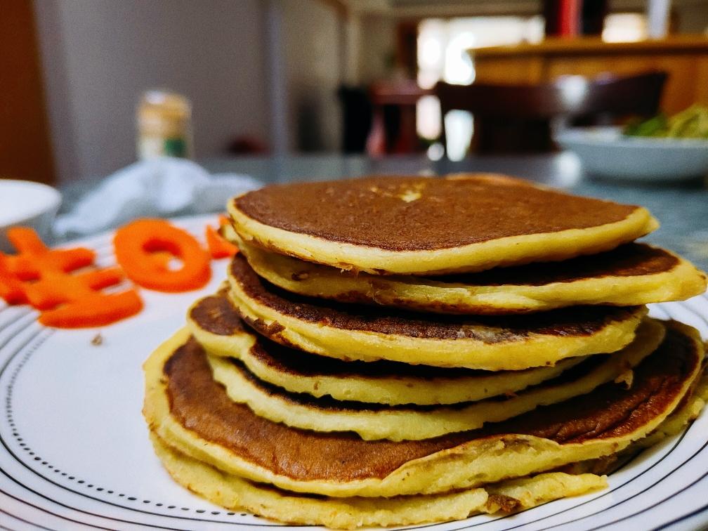 家庭版简单香蕉松饼的做法