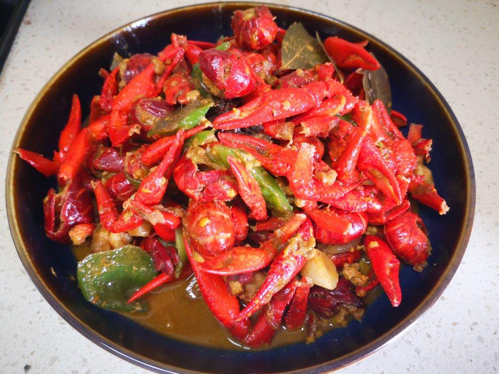 小龙虾（适合孩子吃的不辣做法）