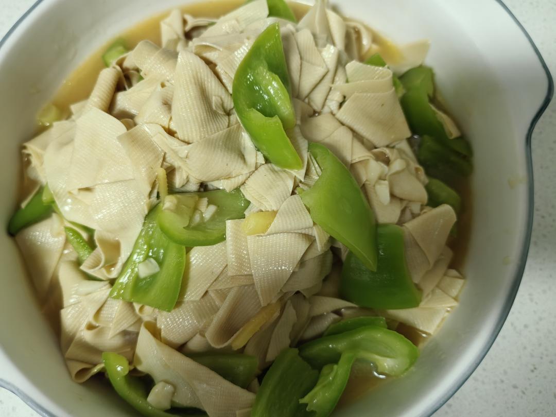 尖椒干豆腐