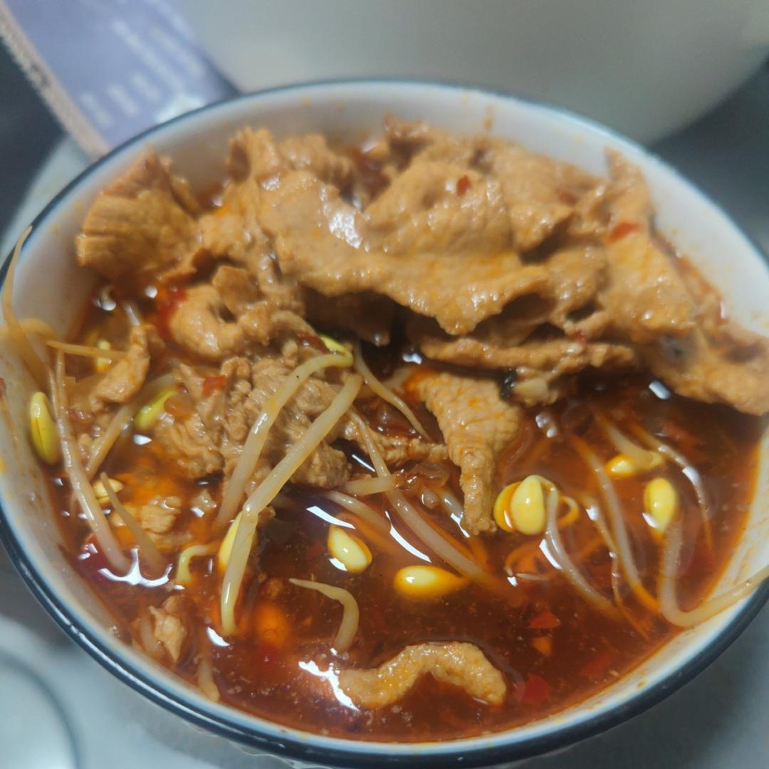 跟四川朋友学的水煮肉片 这也太香了！！