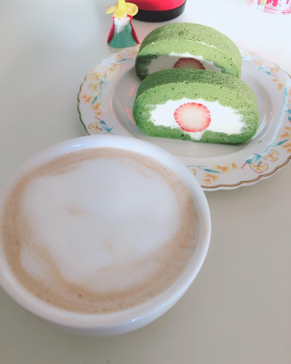 抹茶戚风蛋糕卷