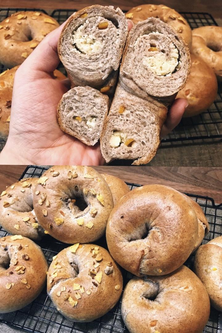 椰香奶酪夹心全麦橙皮贝果