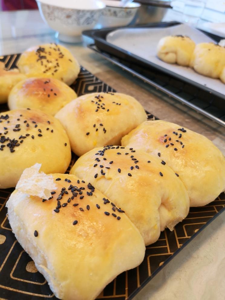 酸奶小餐包的做法