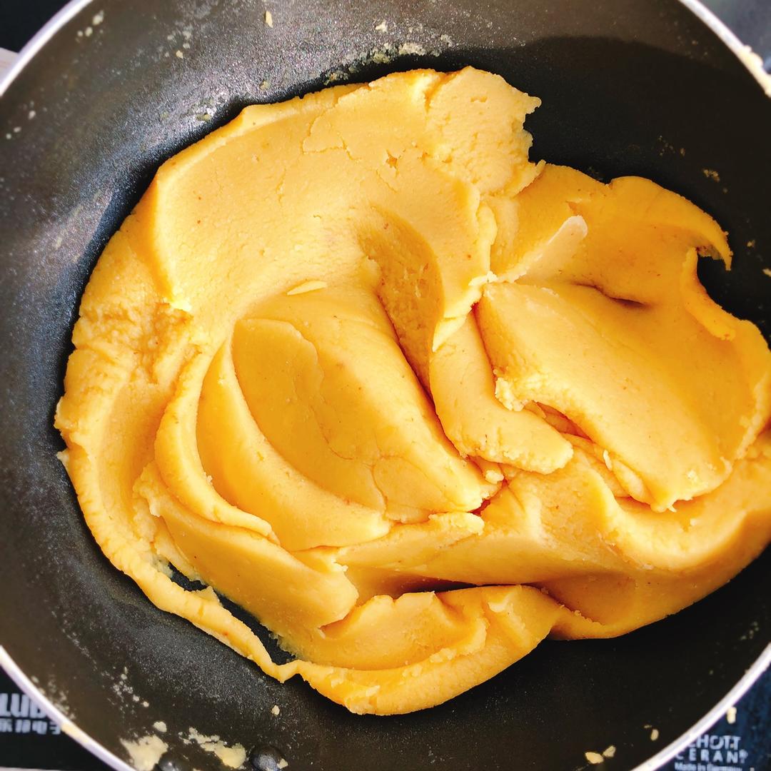 酥皮绿豆饼   酥得掉渣渣