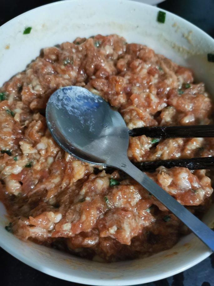 万能鲜肉馅的做法（饺子馅包子馅零失手通用）