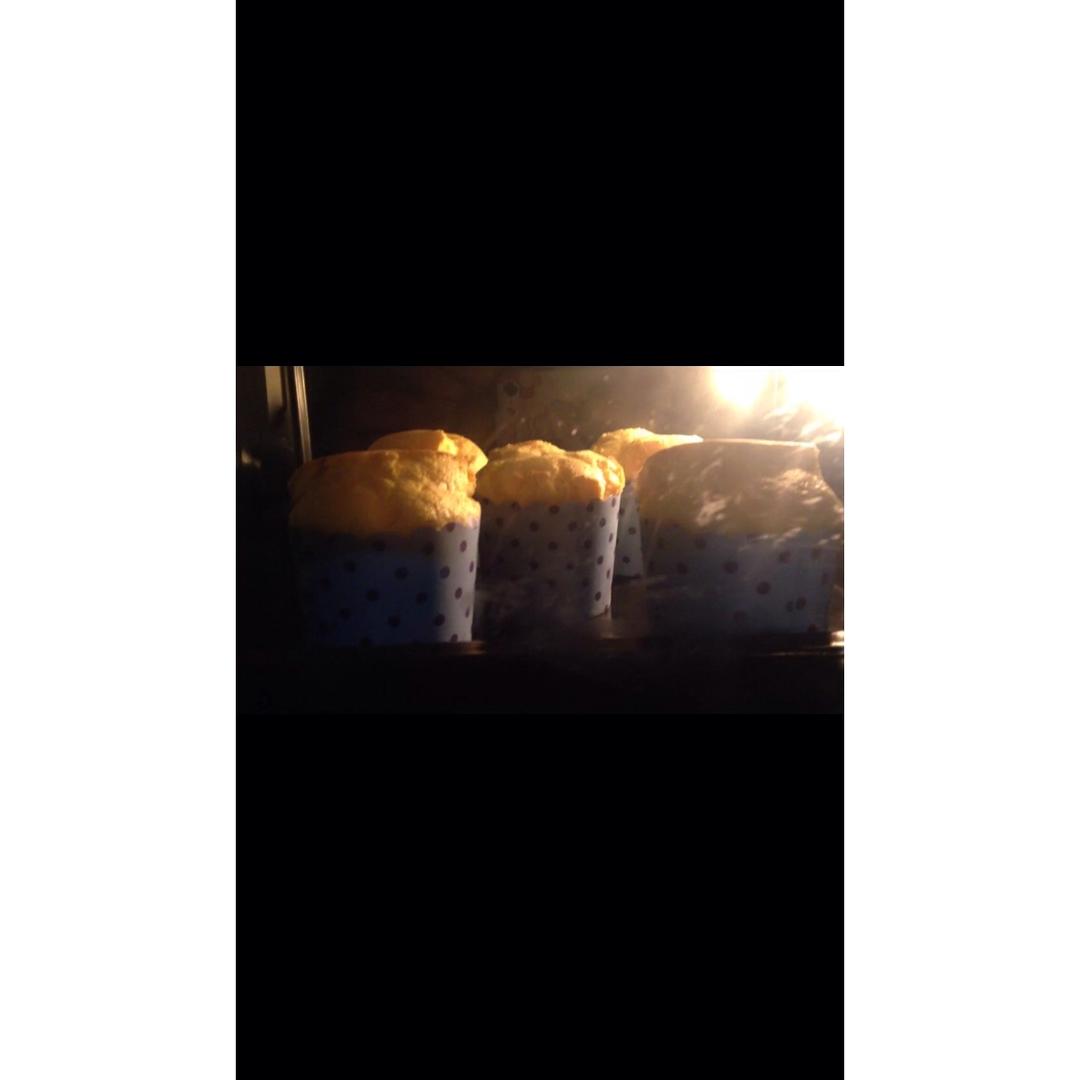 棉花纸杯蛋糕