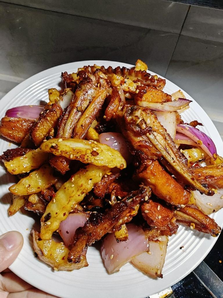 麻辣干锅鸡翅｜学会了就是你的拿手菜