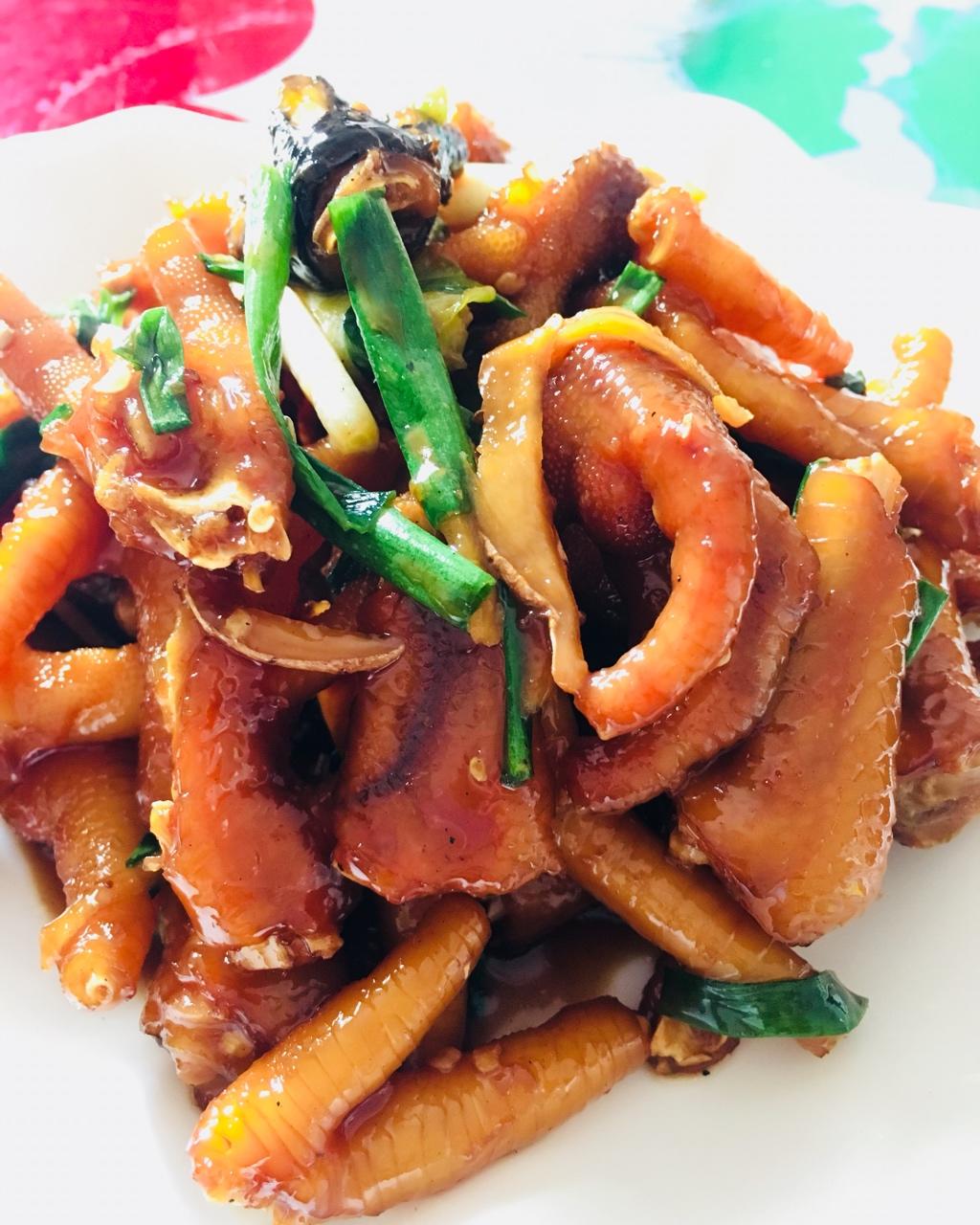 香辣烧鸡爪