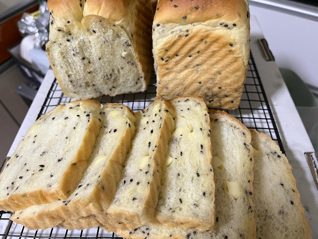 一口沦陷｜海盐黑芝麻乳酪丁吐司｜味蕾的梦幻华尔兹