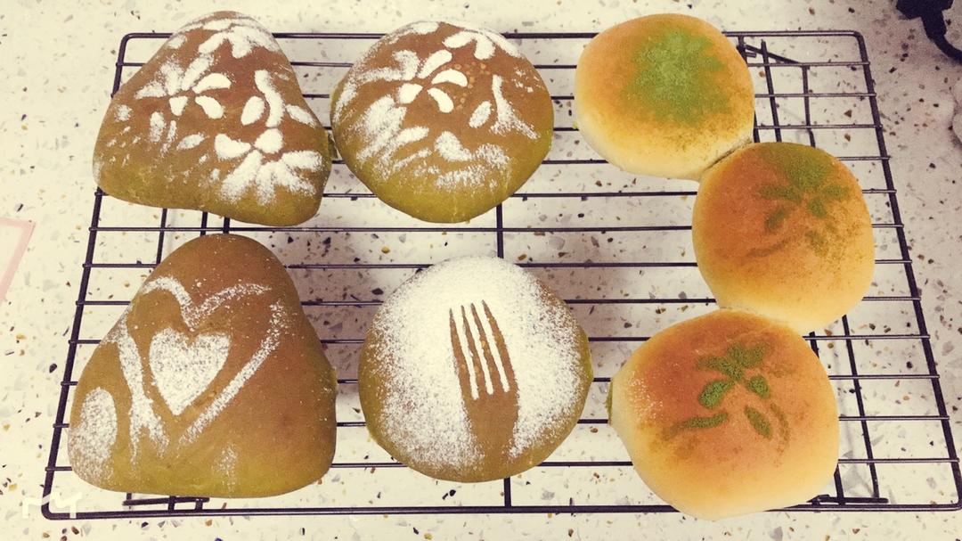 抹茶红豆软面包