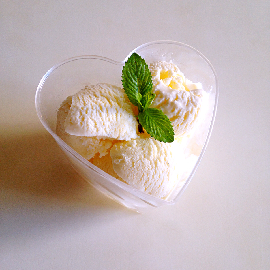 围裙妈做的经典香草冰淇淋