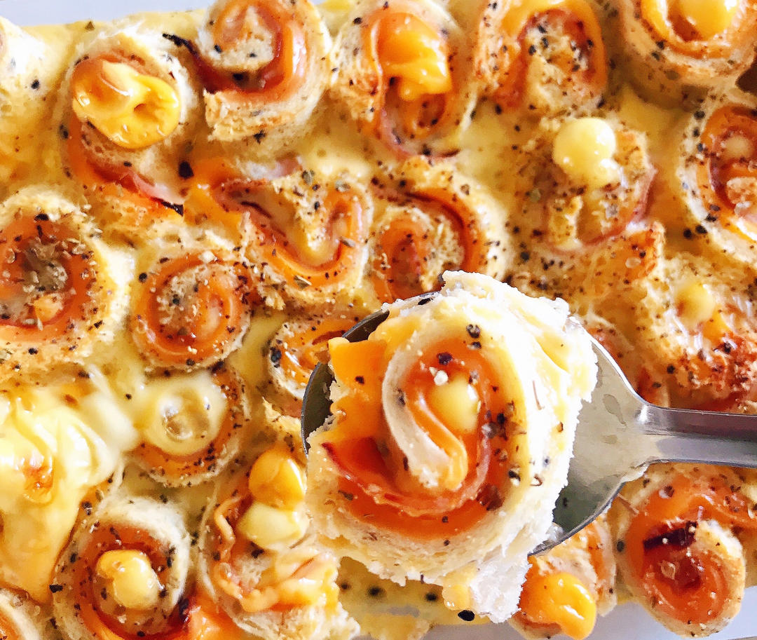 吐司花样吃法，鸡蛋焗芝士培根吐司卷【松下蒸烤箱JK102W】