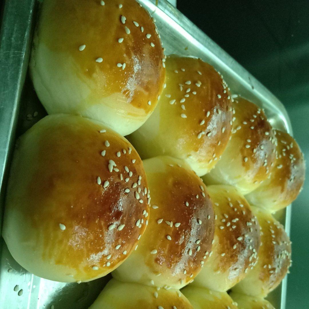 好的快睡吧做的儿时最爱的老式圆面包