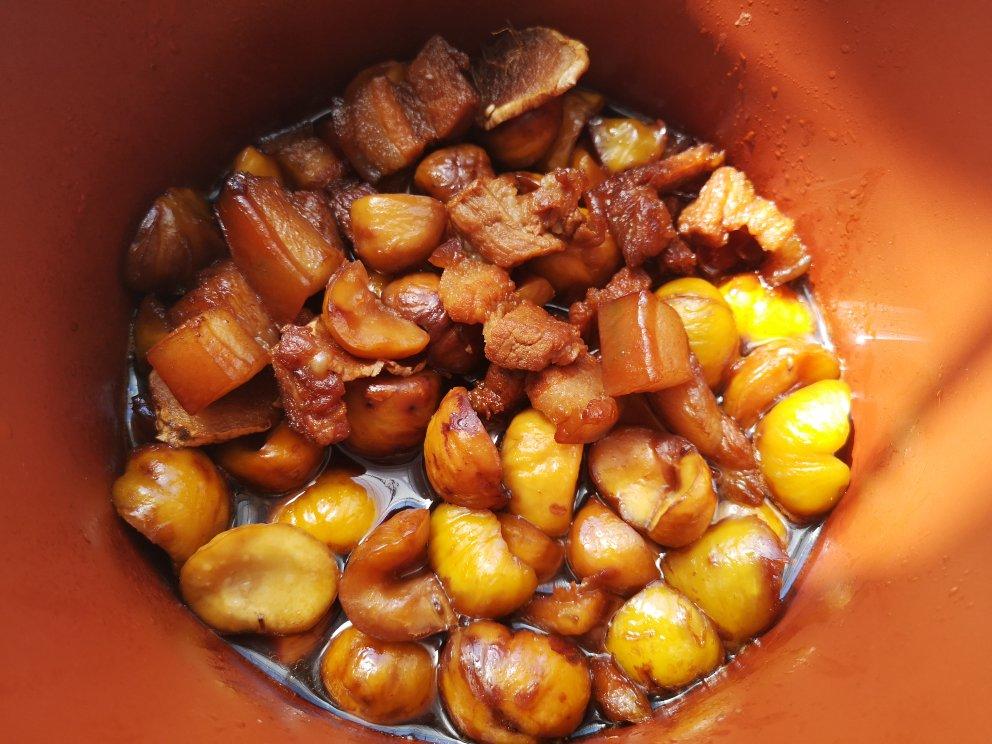 五花肉烧板栗