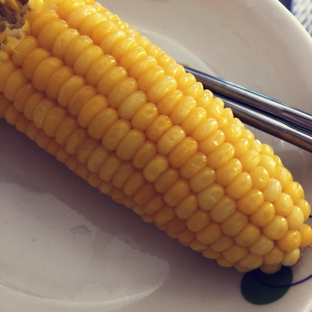 快速煮一根好吃的甜玉米