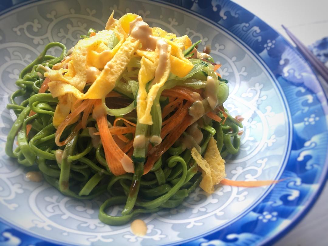 鸡蛋菠菜面