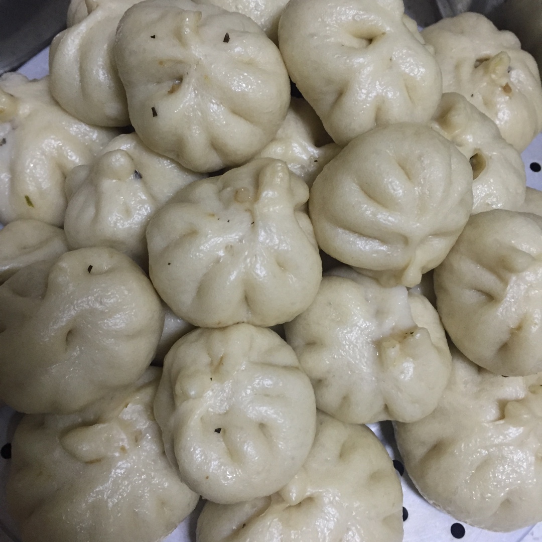肉包子,杠杠的