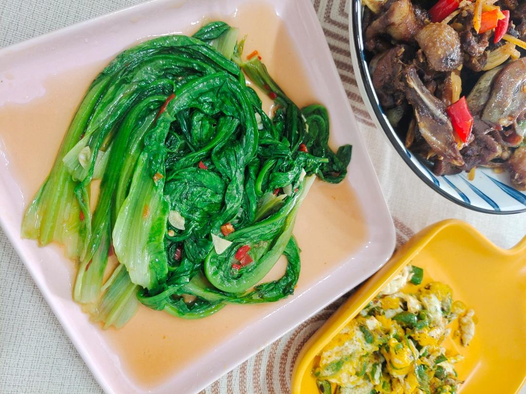 变废为宝～凉拌莴笋叶