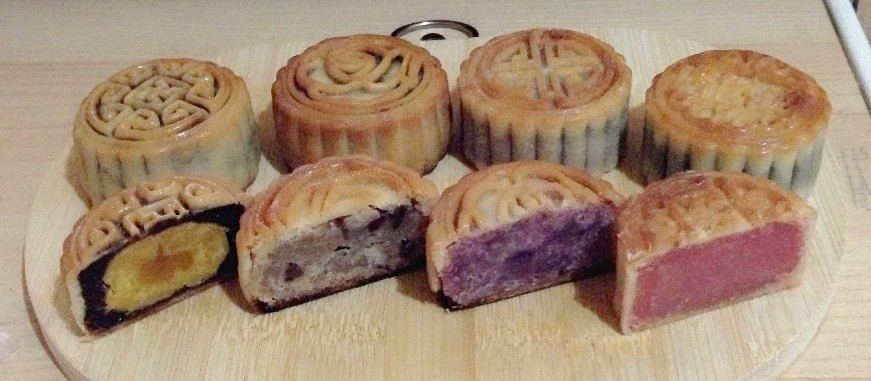 广式莲蓉蛋黄月饼