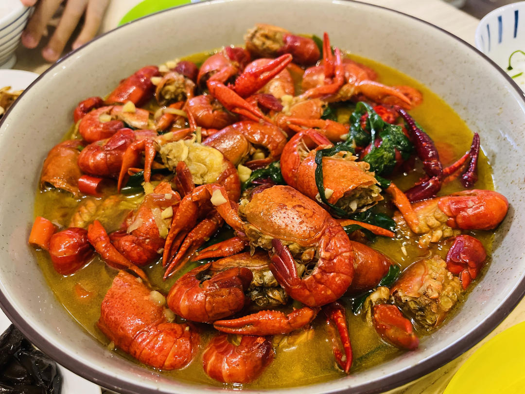 金汤蒜蓉小龙虾