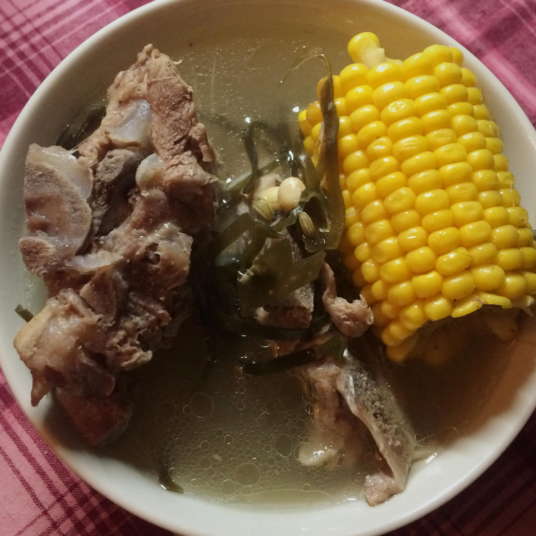 黄豆海带排骨汤