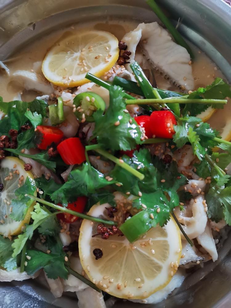 酸酸辣辣开胃柠檬鱼