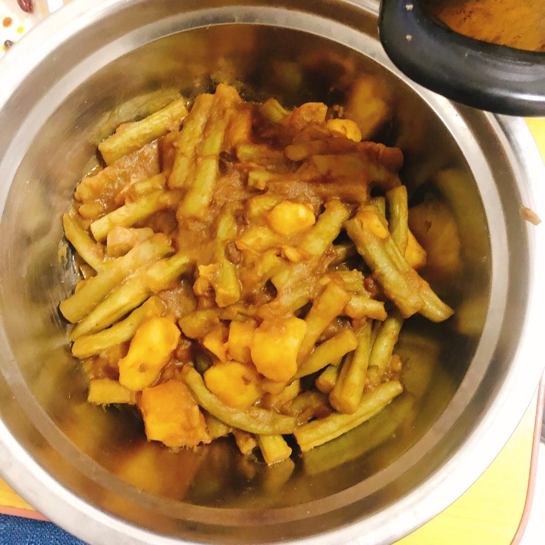 土豆炖豆角