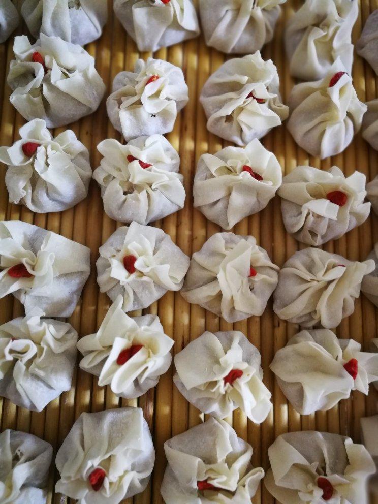 美味洋葱肉馅小烧卖