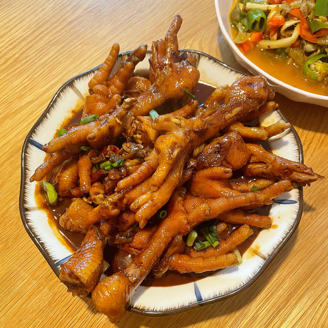 红烧鸡爪
