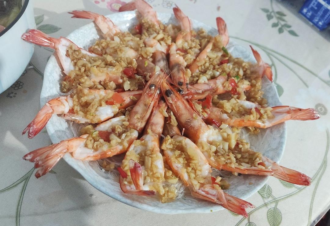 最美年夜饭-🌺花开富贵🦐（蒜蓉粉丝开背虾）