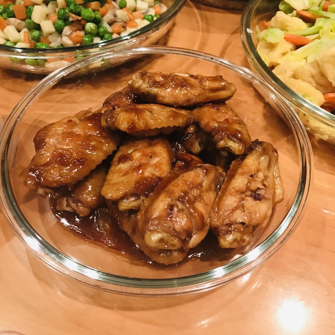 蒜香蚝油鸡翅中