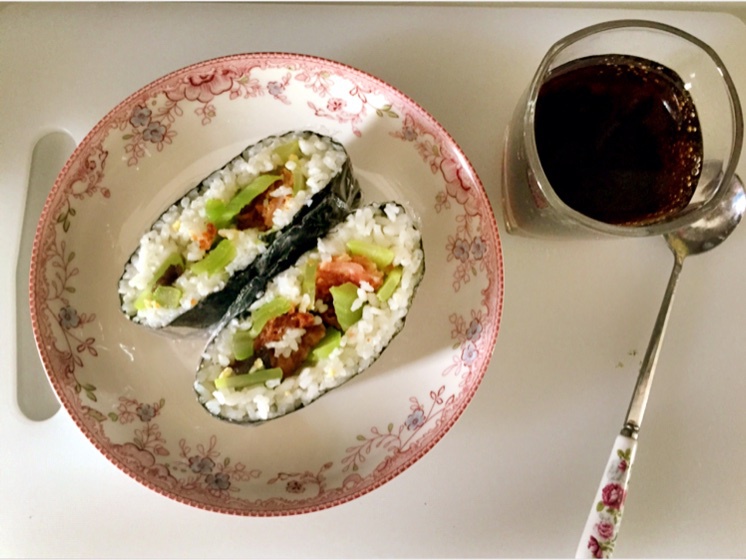 不用捏的饭团(おにぎらず)