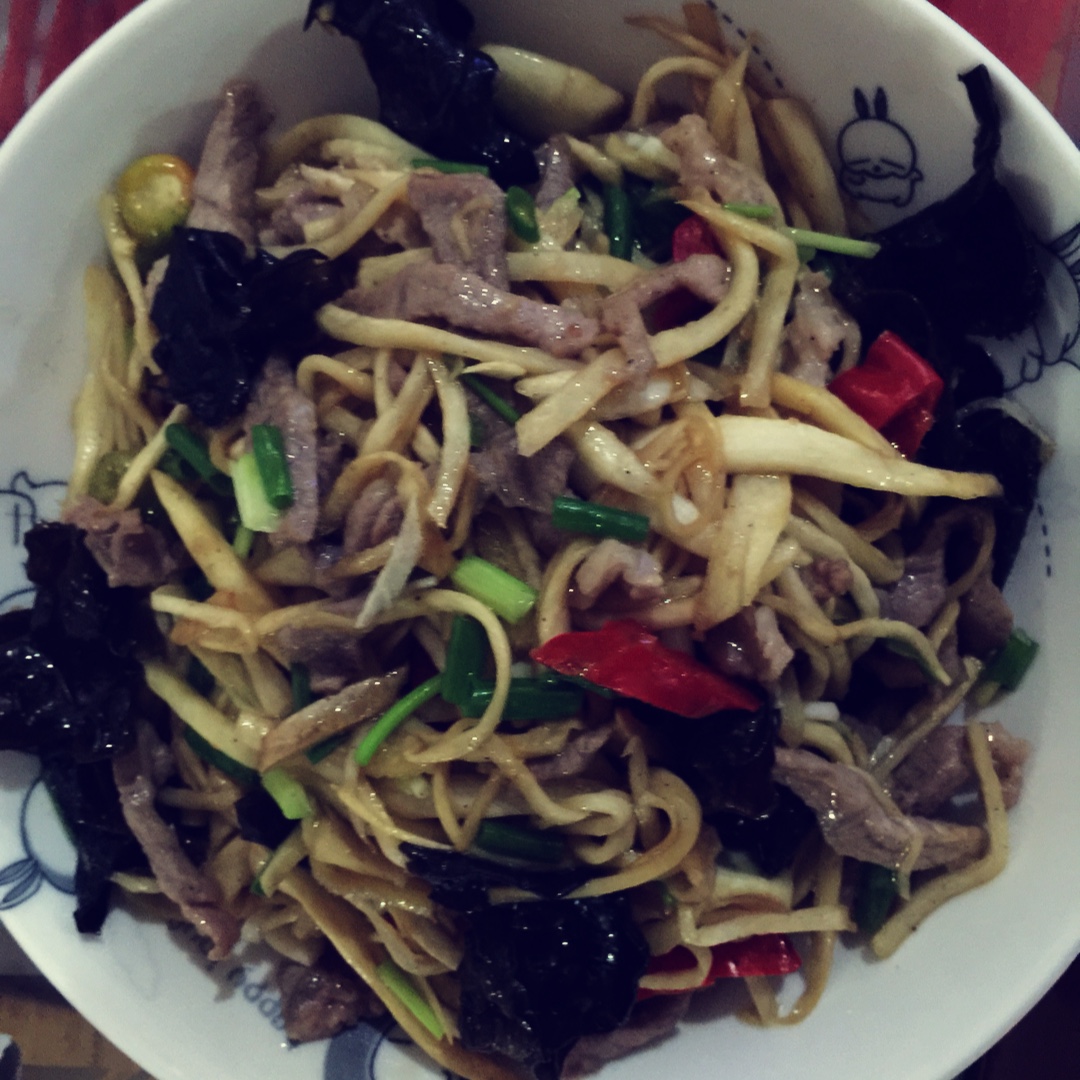 高笋炒肉丝