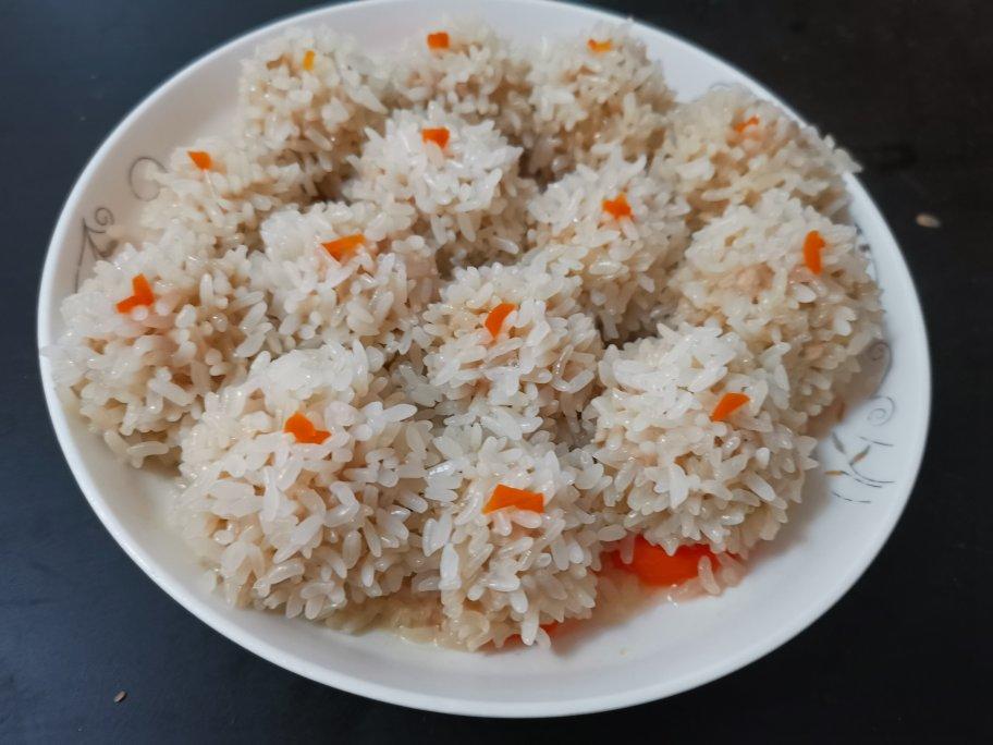 蒸糯米丸子