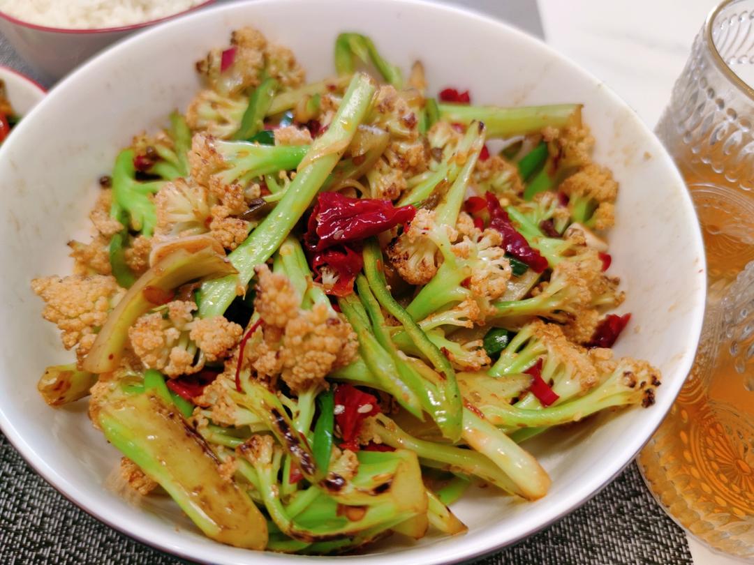 老丁的私房菜-干锅花菜