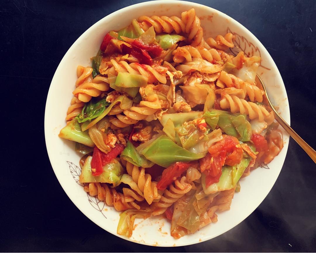 西红柿圆白菜炒蛋