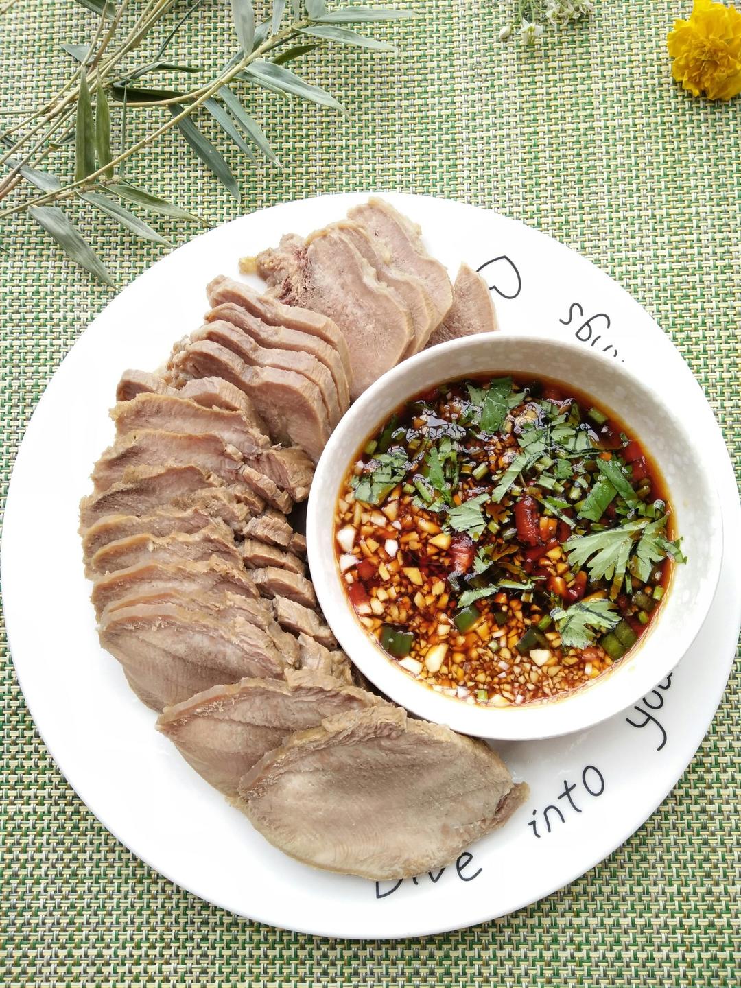 125榴莲做的卤牛舌