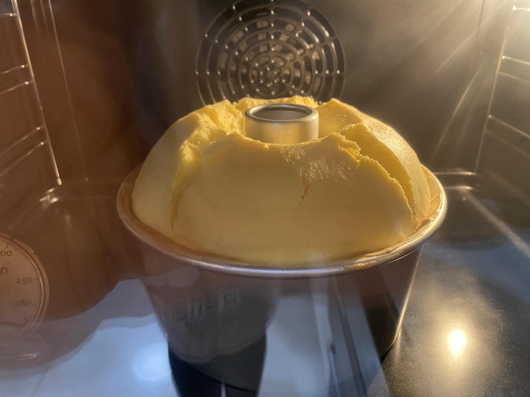 酸甜轻盈百香果戚风