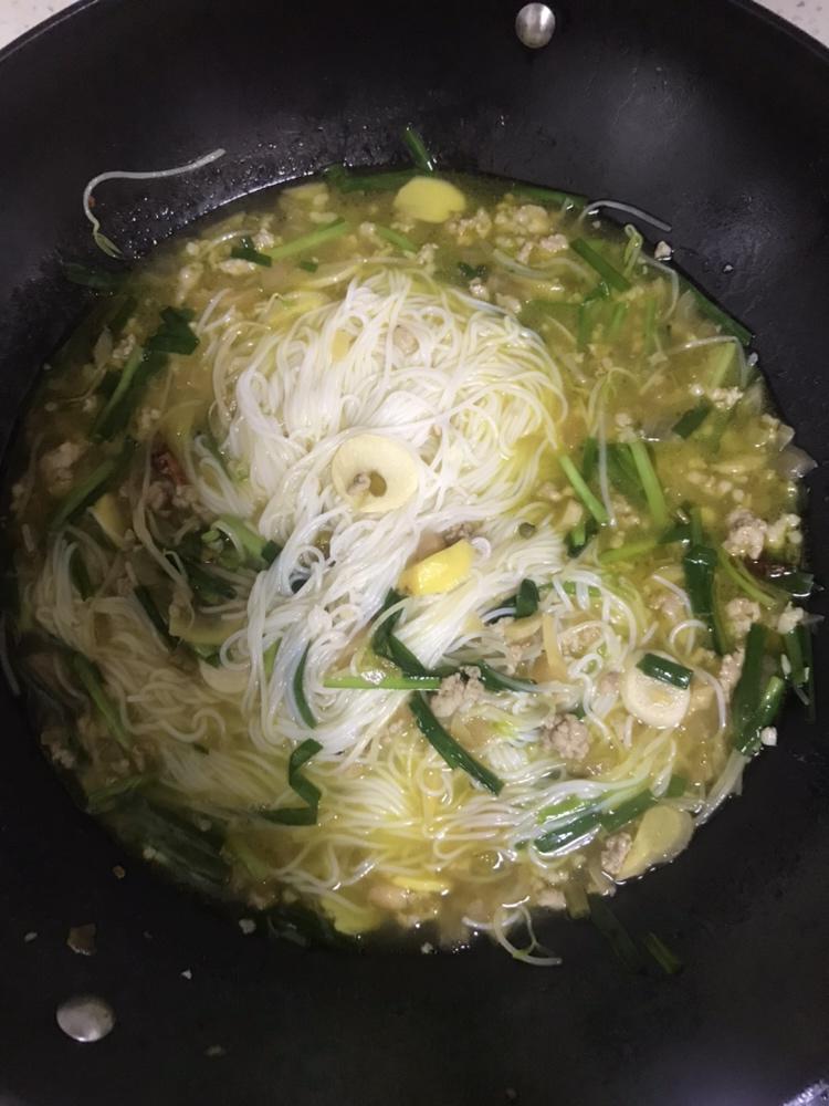 酸辣鲜香绵阳米粉