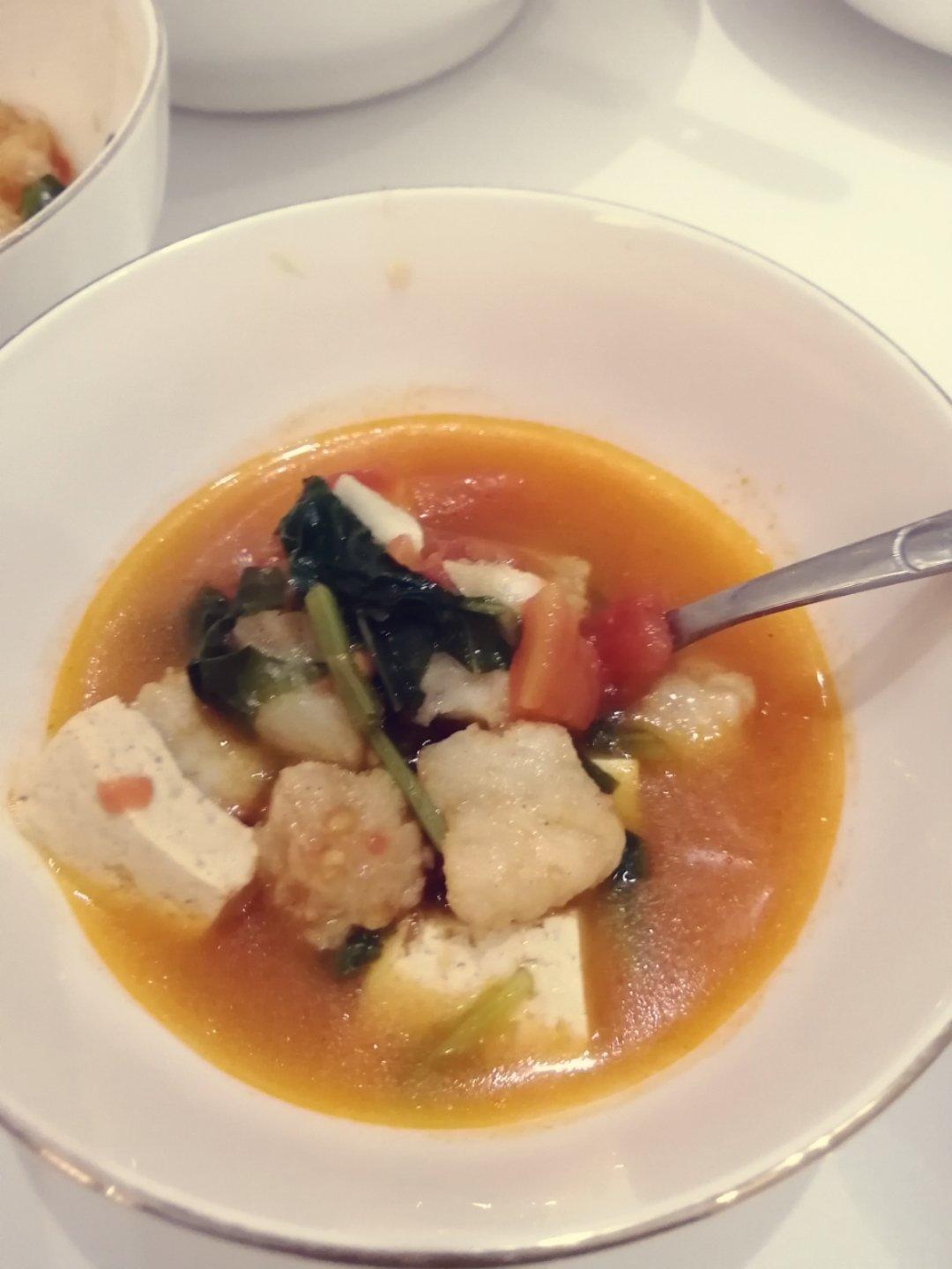 番茄豆腐巴沙鱼汤