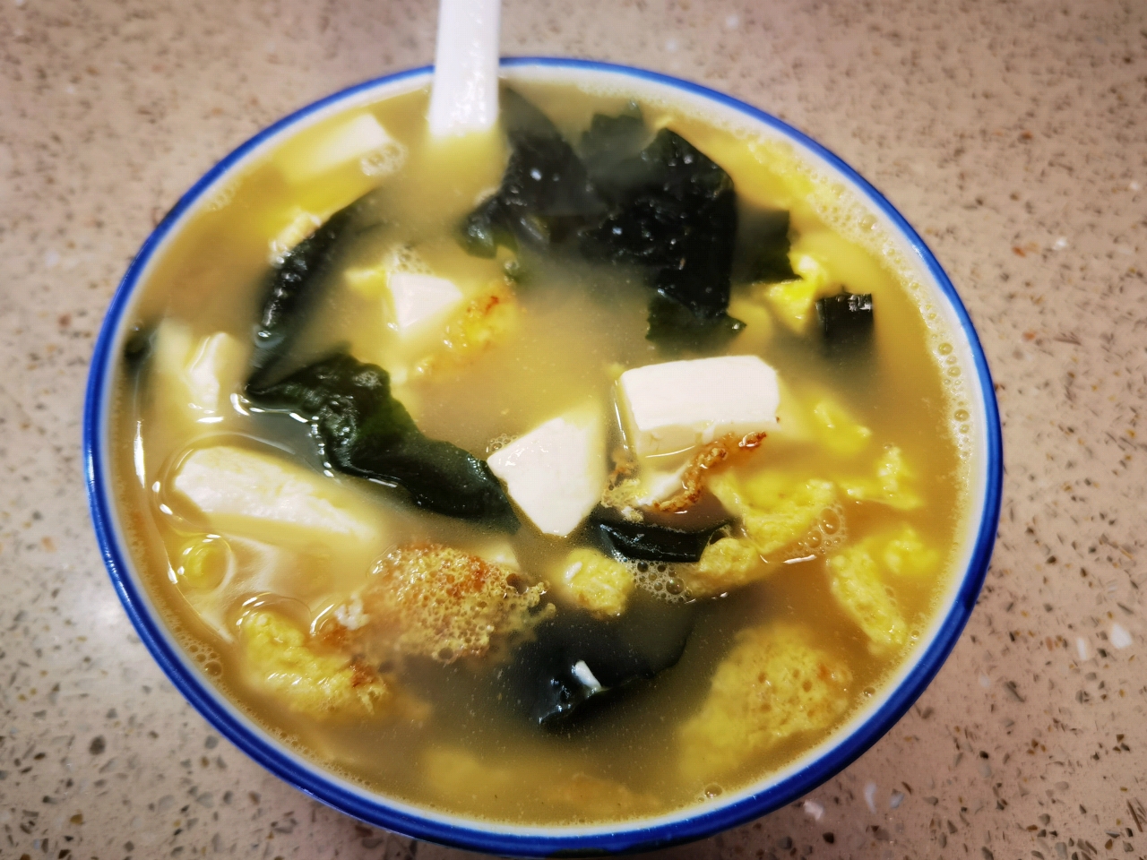 干贝豆腐海带汤
