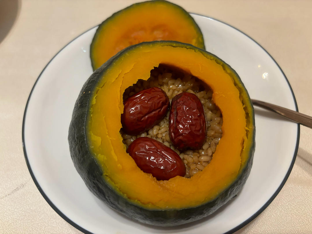 香甜软糯的贝贝南瓜糯米饭，巨美味～～