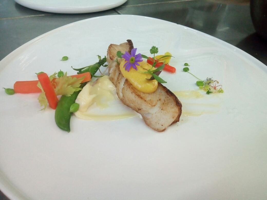 香煎银鳕鱼配泰式黄咖喱