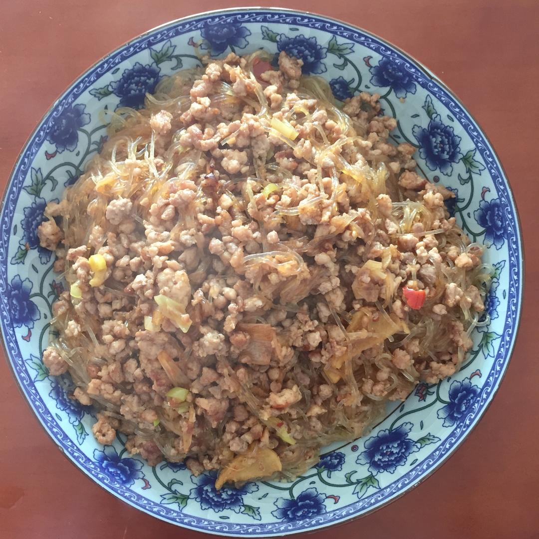 蚂蚁上树